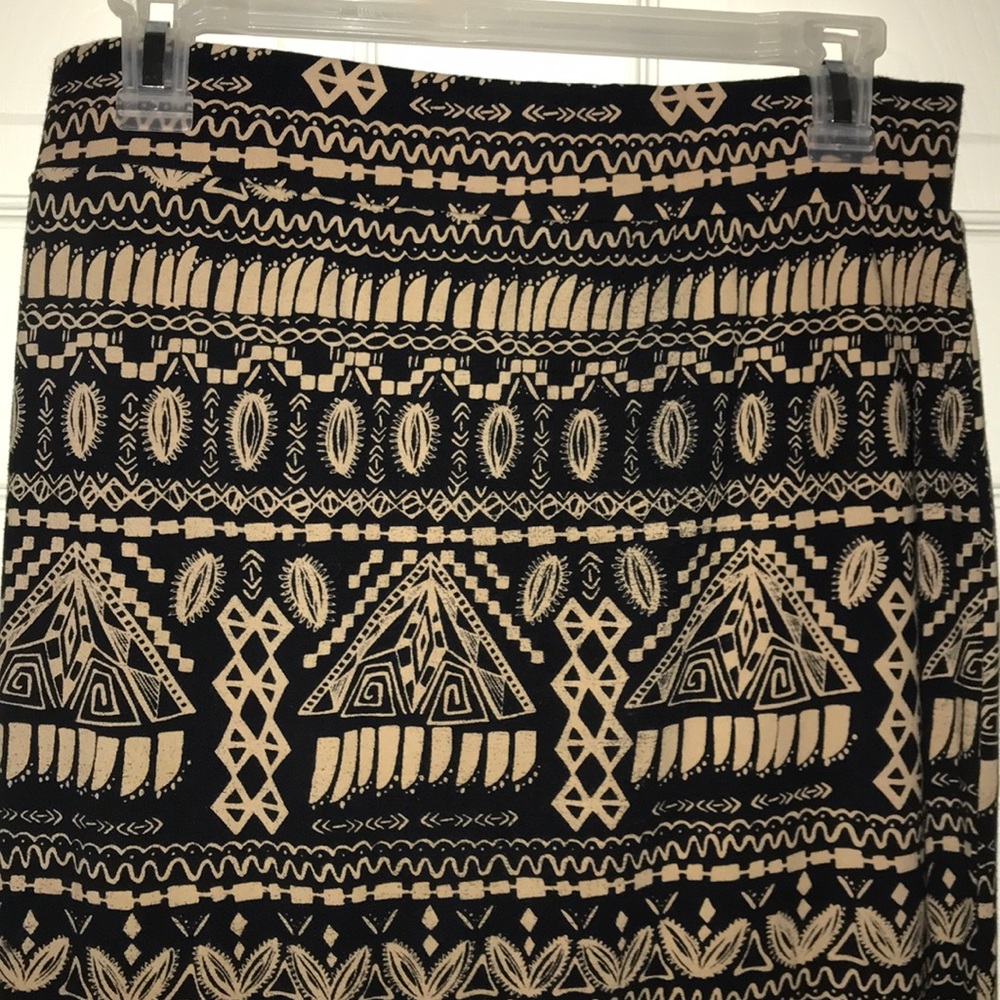 Patterned Maxi Skirt